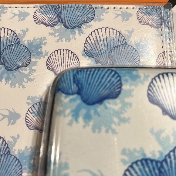 RFID BLOCKING-WALLET & PASSPORT COVER - Picture 6 of 6